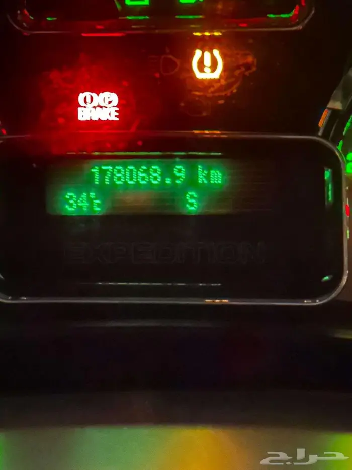 فورد اكسبديشن شاص قصير سعودي بدون دبل 10