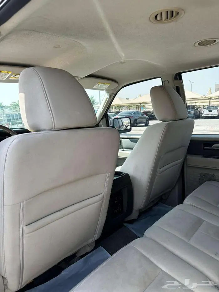 فورد اكسبديشن شاص قصير سعودي بدون دبل 0