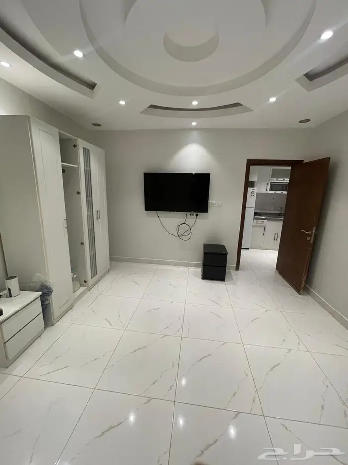 للاجار شقة غرفتين ومطبخ وحمام 4
