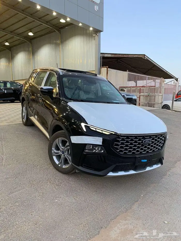 فورد تريتوري اسود نص فل ترند موديل 2025 عروض للكاش والاقساط 1