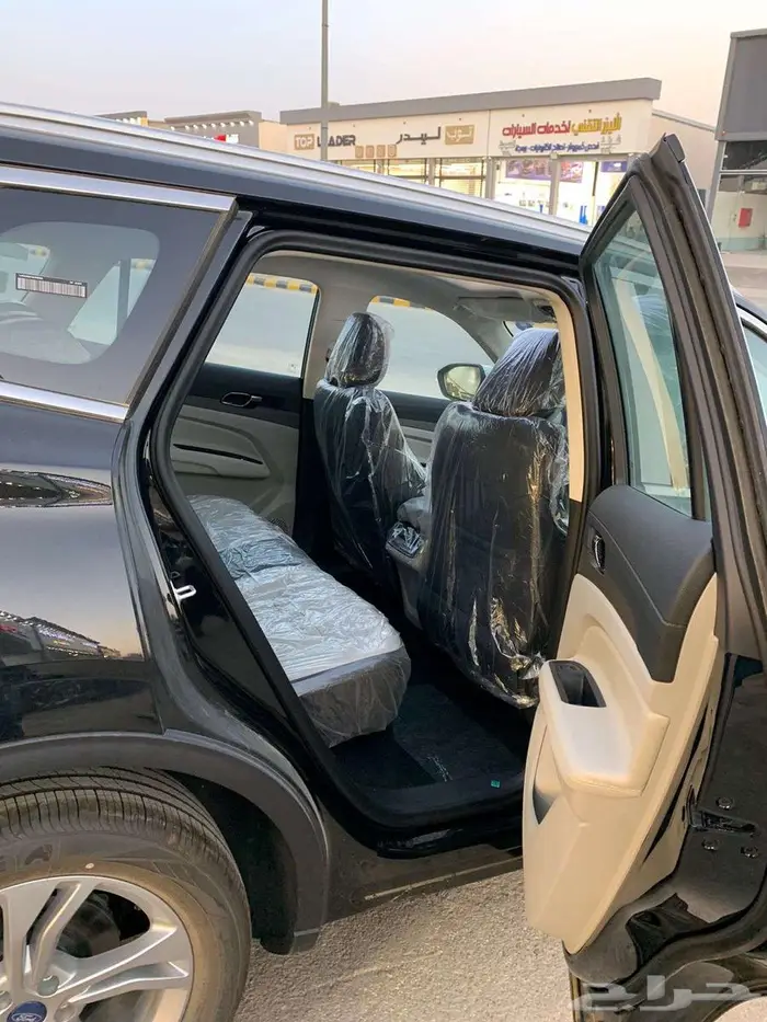 فورد تريتوري اسود نص فل ترند موديل 2025 عروض للكاش والاقساط 12