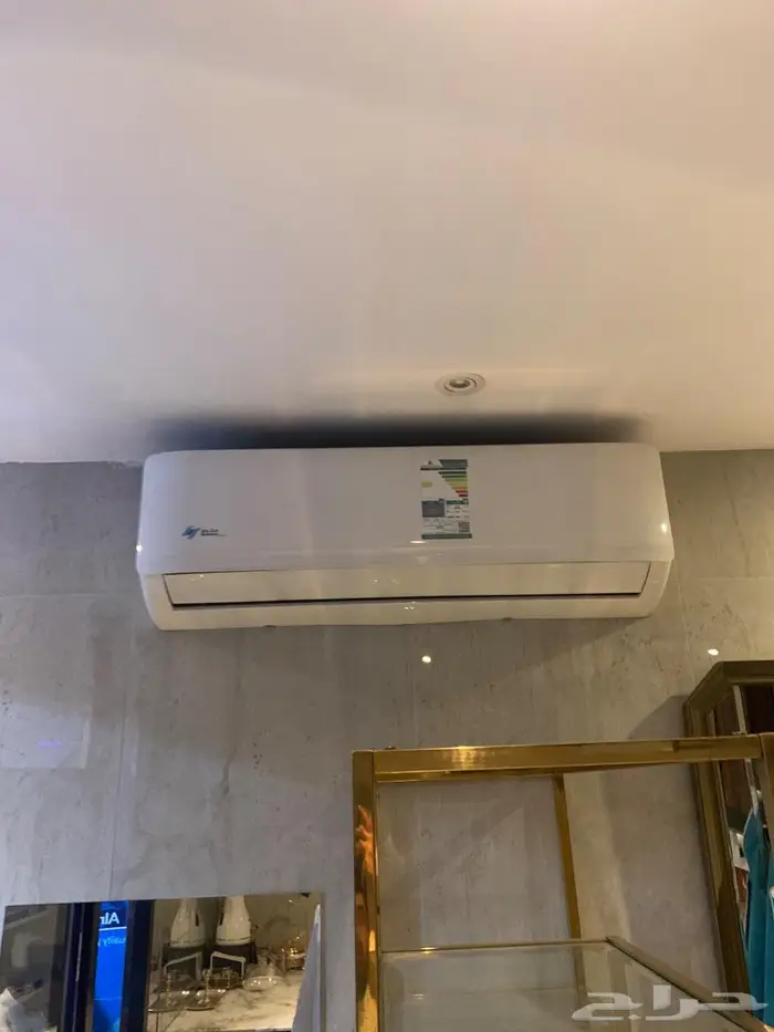 مكيفات سبلت شبه جديده 8 حبات 1