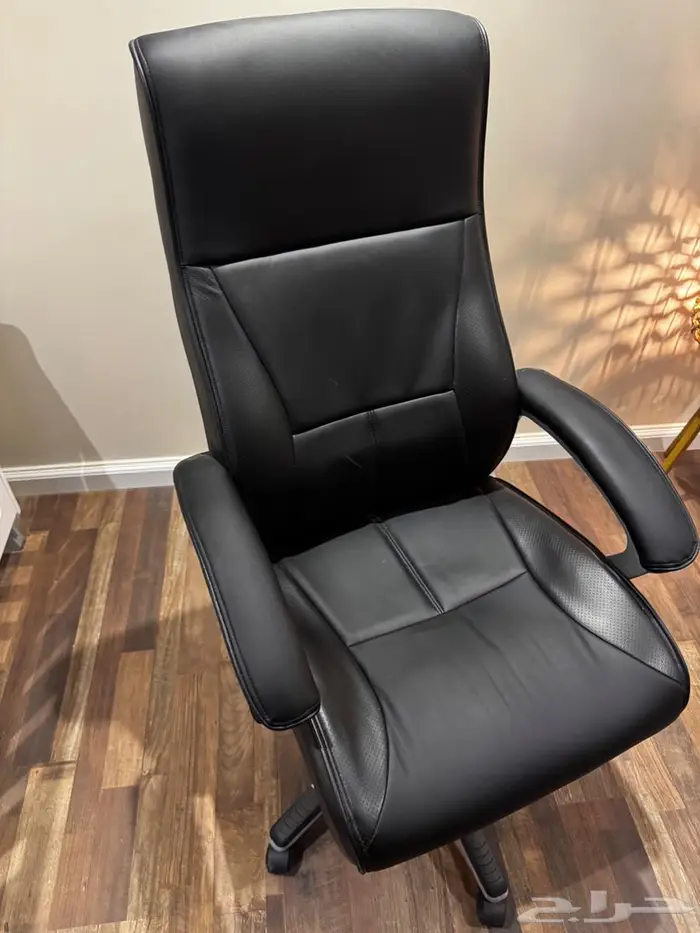 كرسي مكتب دوار من الجلد 0