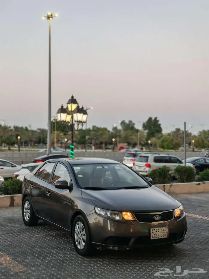 كيا سيراتو توماتيك نظيفة 0