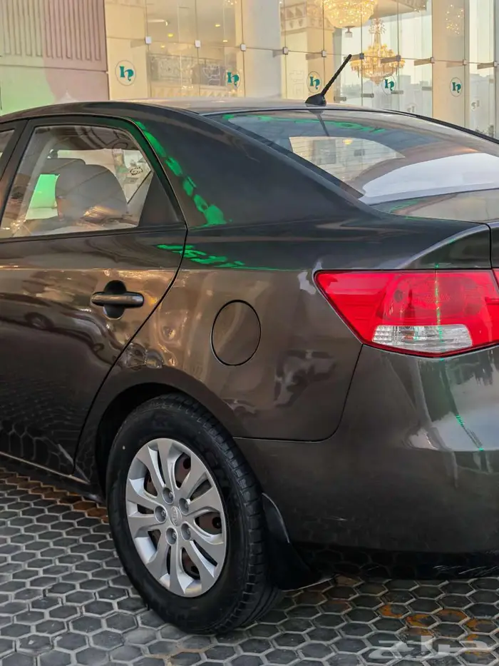 كيا سيراتو توماتيك نظيفة 12