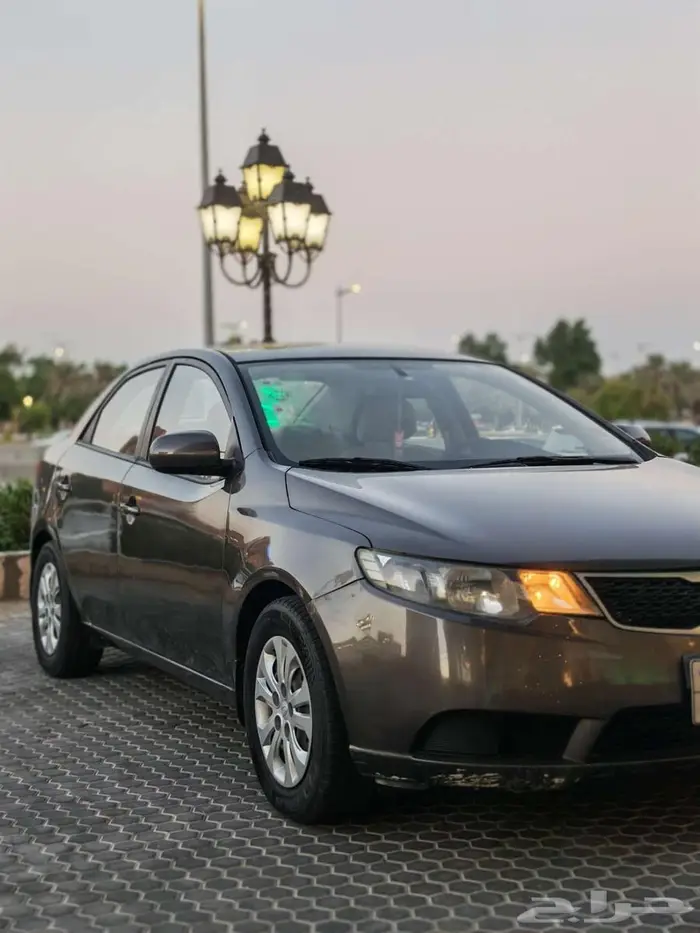 كيا سيراتو توماتيك نظيفة 3