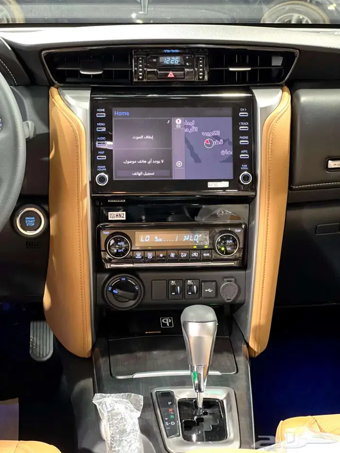 تويوتا فورتشنر VX3 بنزين 2025 8