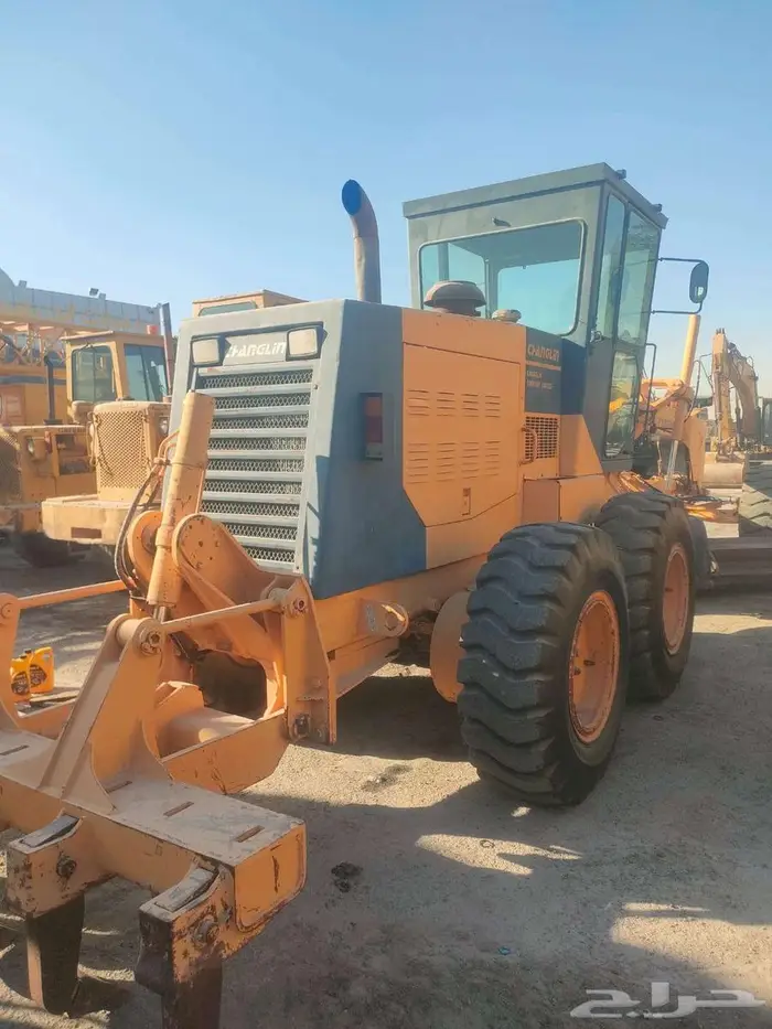 معدات جليدر شانجلان PY220H سنه الصنع2007 للبيع بحاله ممتازه 4