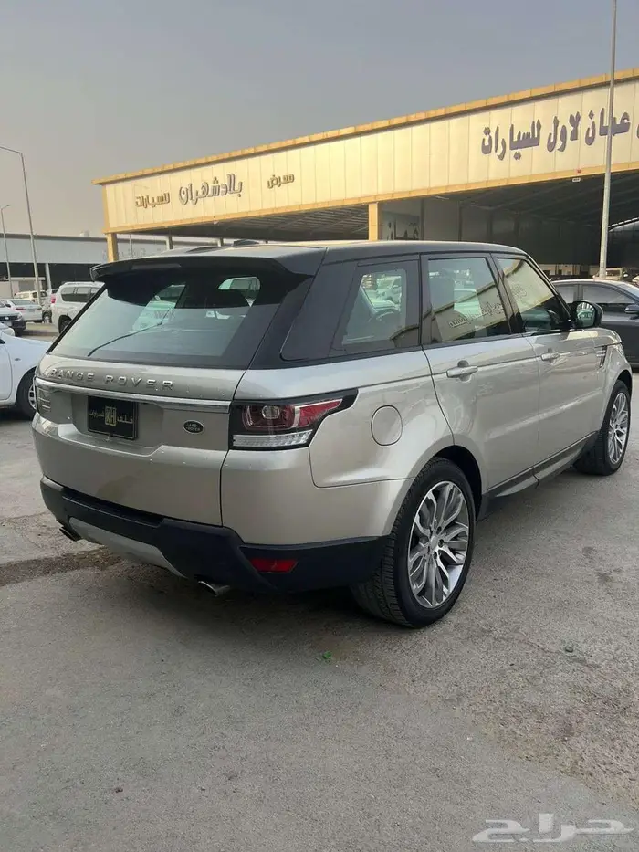رنج روفر موديل 2015 - معرض خلف للسيارات 3