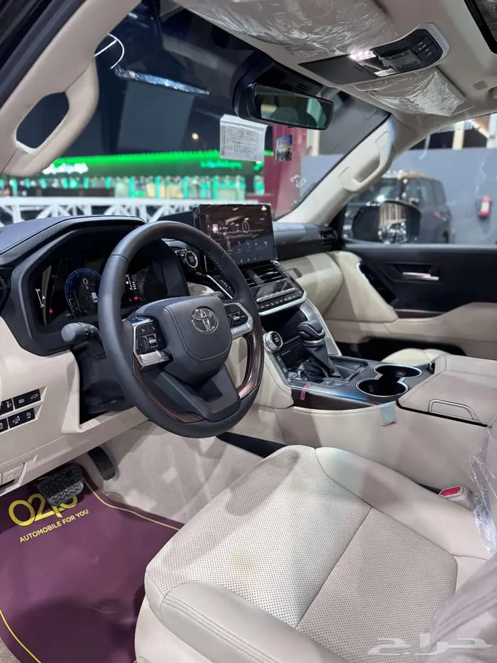 تويوتا لاند كروزر GX.R موديل 2025 4