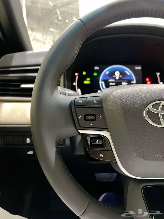 تويوتا كامري E PLUS هايبرد سعودي 2025 1