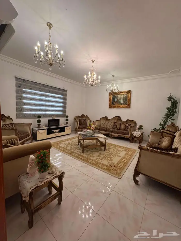 فلة مميزة غرب الأستاذ الرياضي بالقرب من الامام المسلم 4