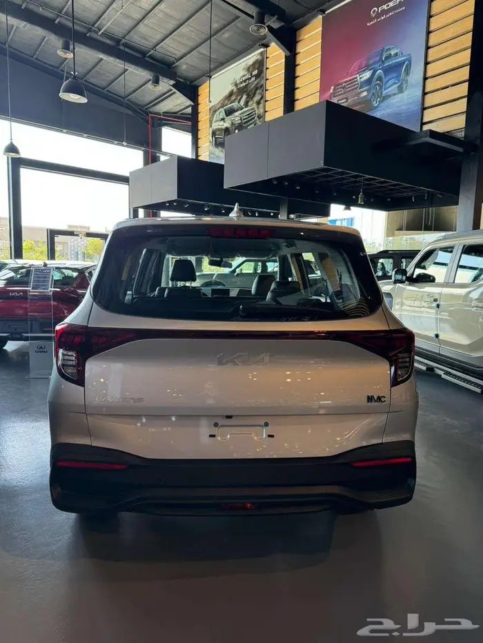 كيا كارينز بسعر حصري عرض نهاية العام الحق العرض 5