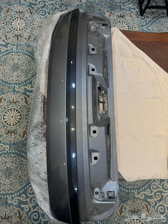 باب شنطة رنج روفر لشكل الجديد 0