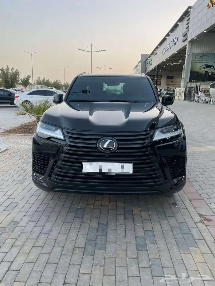 لكزس LX-600 VIP سعودي 2023 بلاك ادشن 11