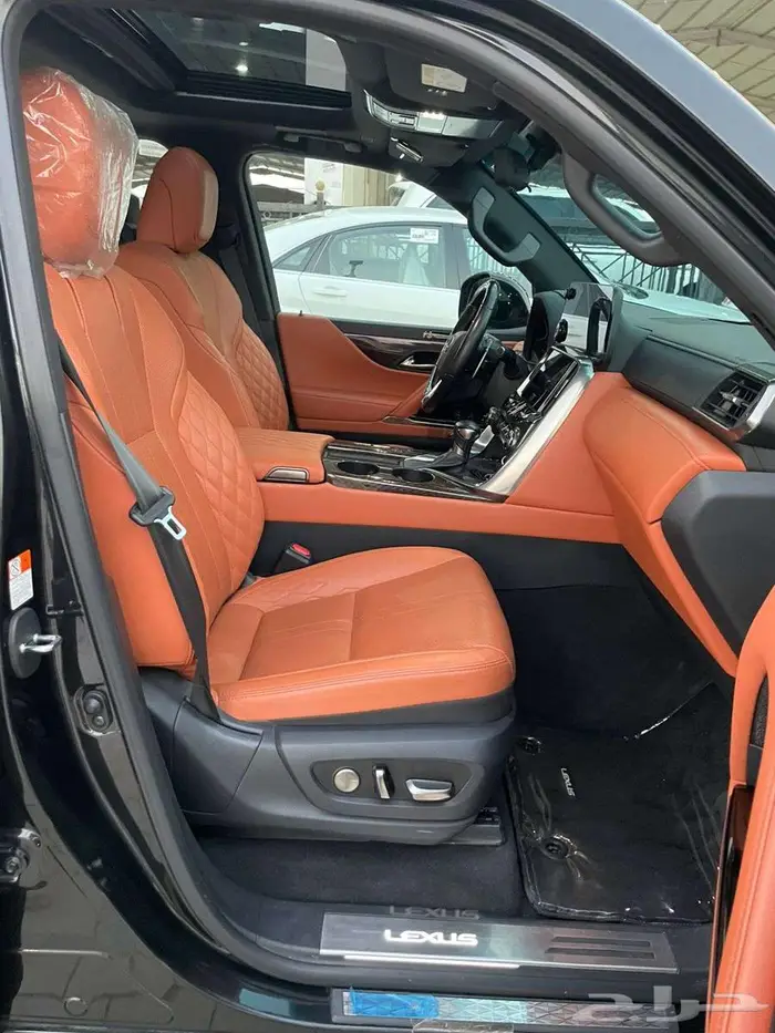 لكزس LX-600 VIP سعودي 2023 بلاك ادشن 30