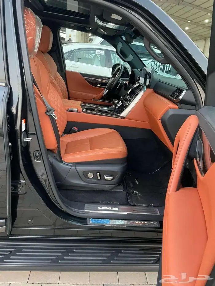 لكزس LX-600 VIP سعودي 2023 بلاك ادشن 29