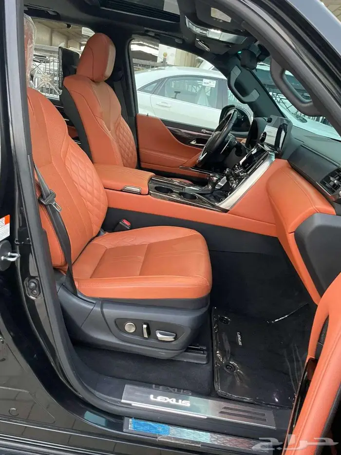 لكزس LX-600 VIP سعودي 2023 بلاك ادشن 31