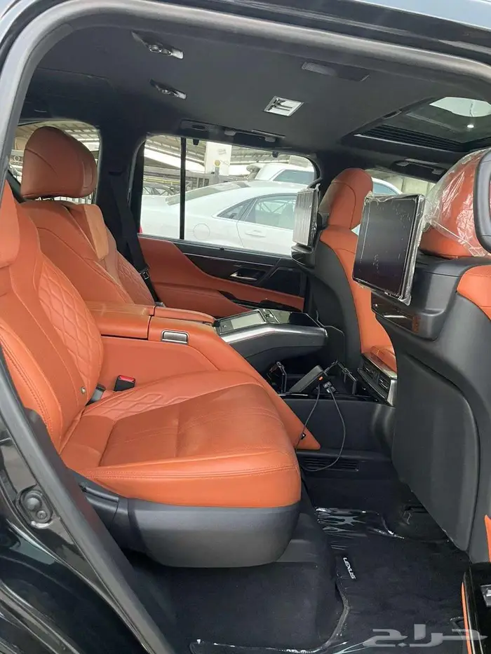 لكزس LX-600 VIP سعودي 2023 بلاك ادشن 33
