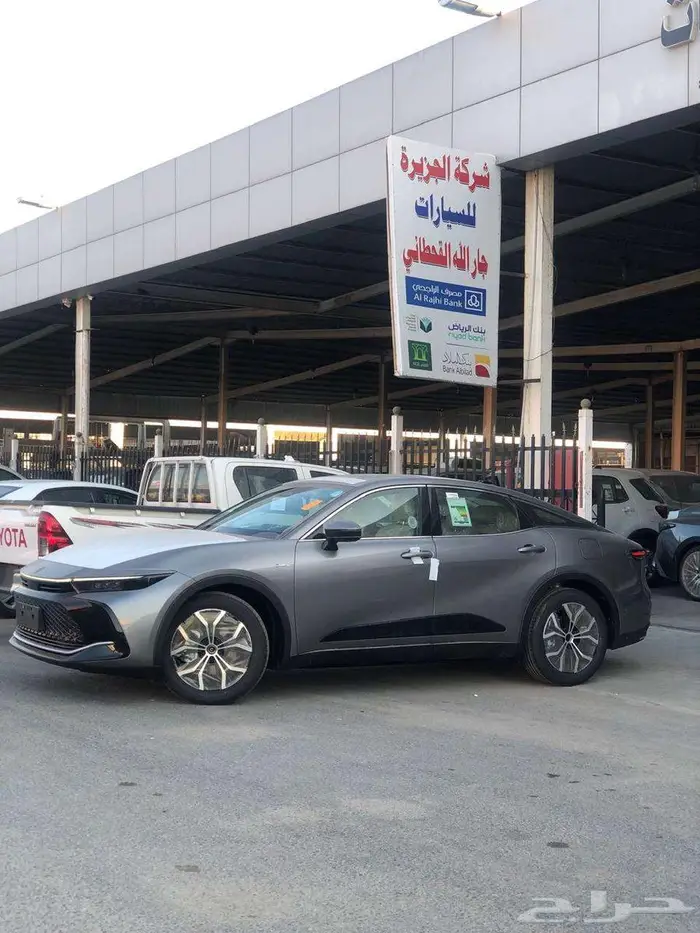 تويوتا كروان بريميوم 2025 رمادي _ جارالله القحطاني 0