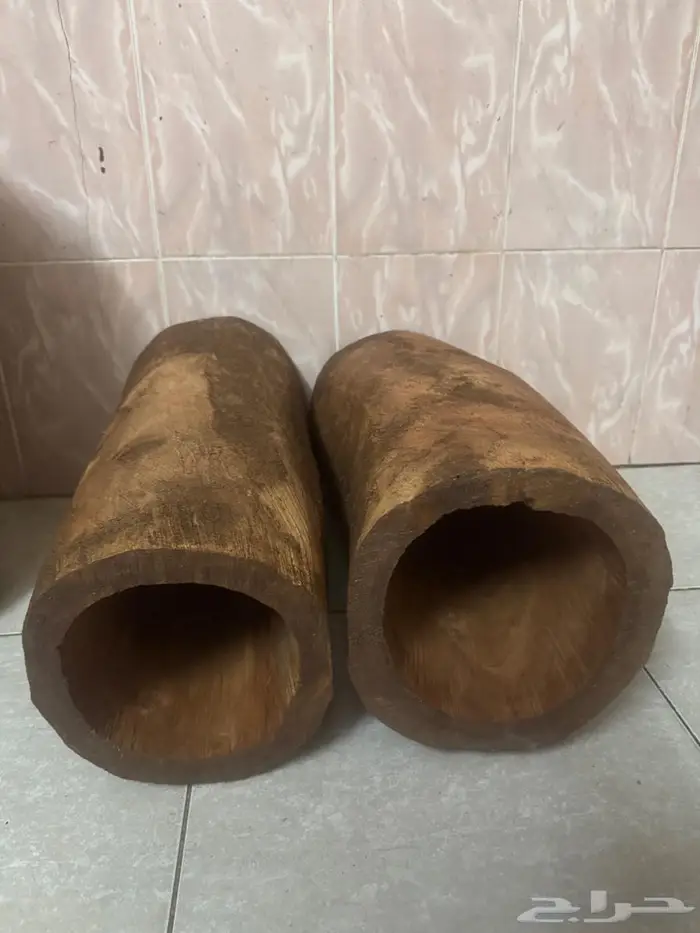 خشب نحل جبلي نوع الخشب لوز لونه احمر 1