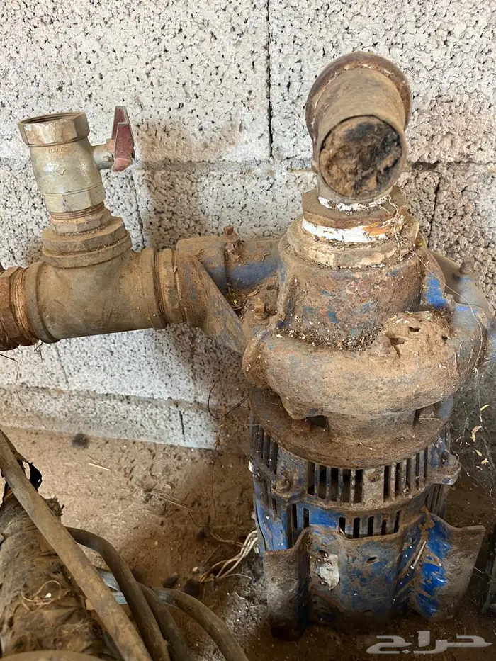 دينمو ماء كبير يسحب اربعة بوصه ويدفع ثلاثه 0