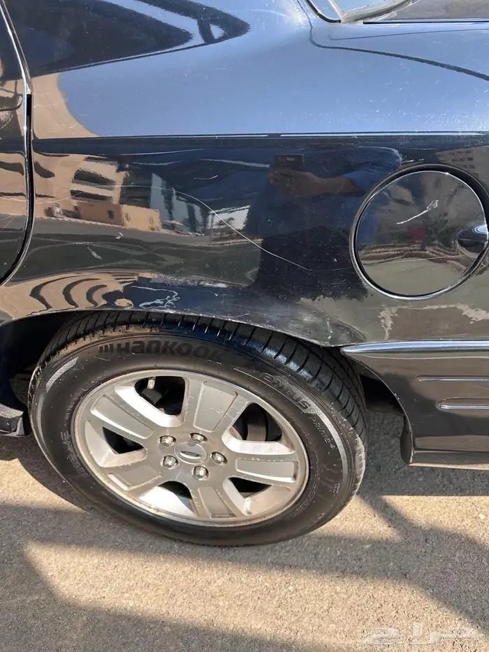 فورد كراون فيكتوريا 5