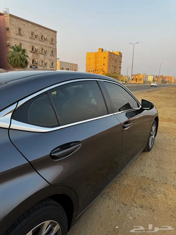 لكزس ES250 AA 2023 8
