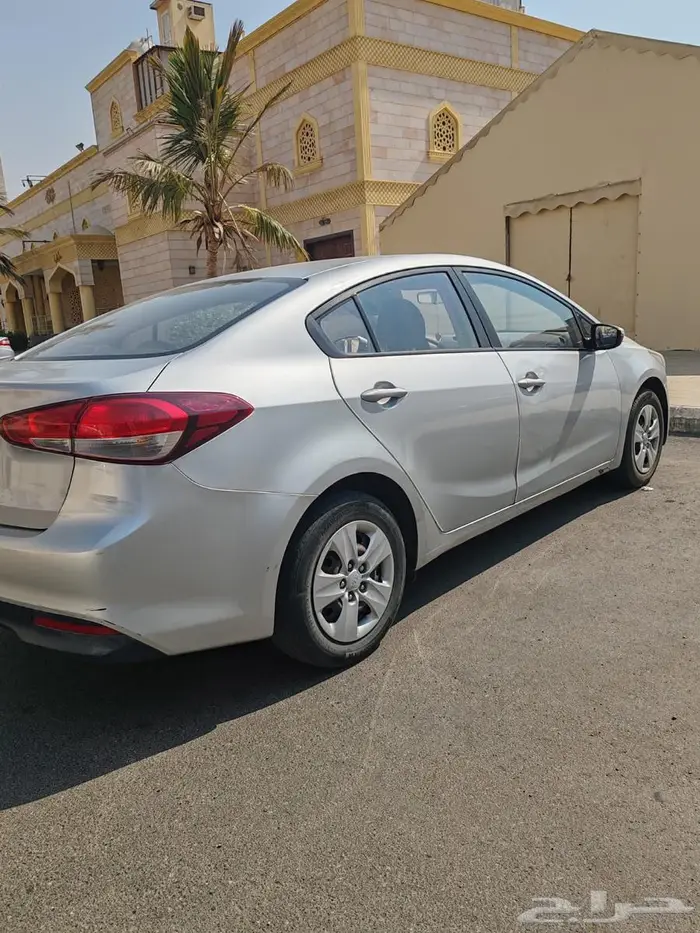 سيراتو 2018 ستاندر 7