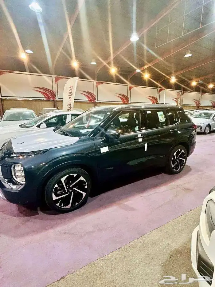 ميتسوبيشي اوتلاندر 2025 جميع الفئات 3