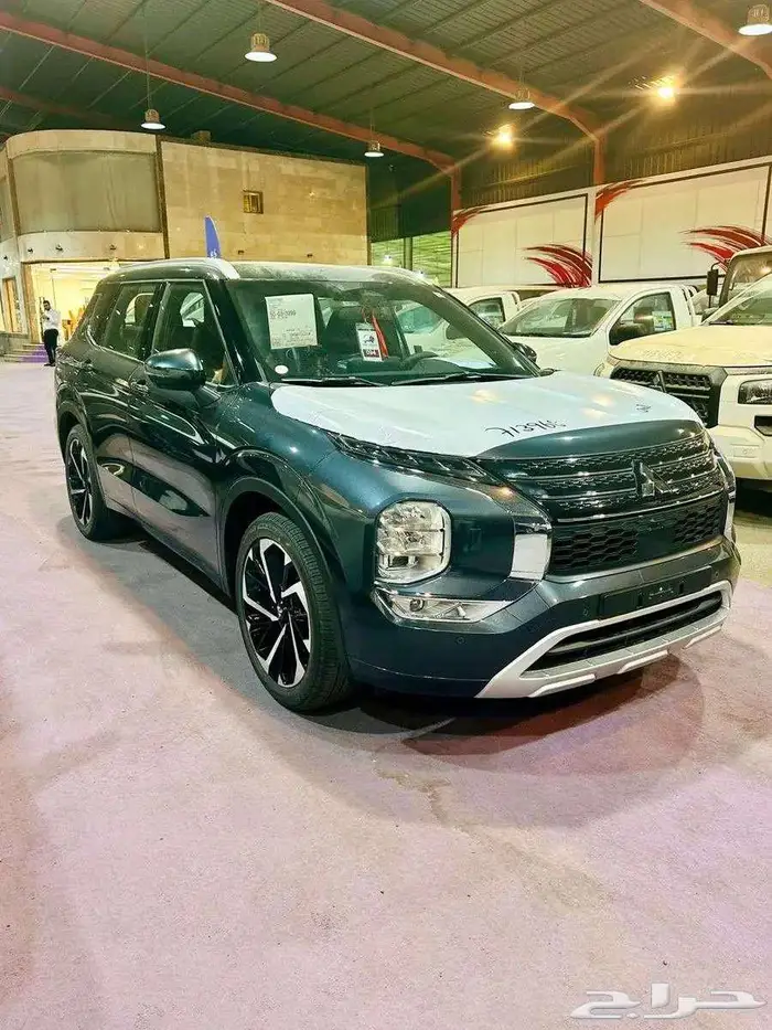 ميتسوبيشي اوتلاندر 2025 جميع الفئات 0