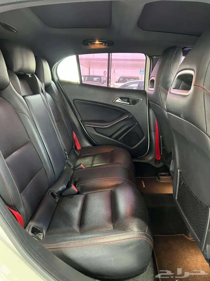 Mercedes GLa 45 - 2016 - 69.500KM 12