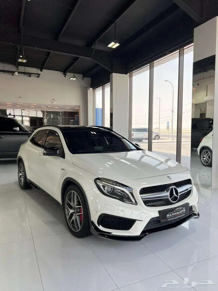 Mercedes GLa 45 - 2016 - 69.500KM 1