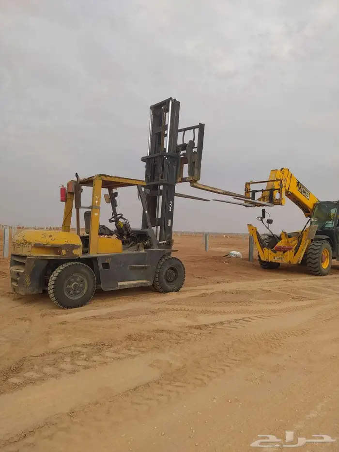 رافعه شوكية فوركلفت forklift كرين ونش للايجار 7