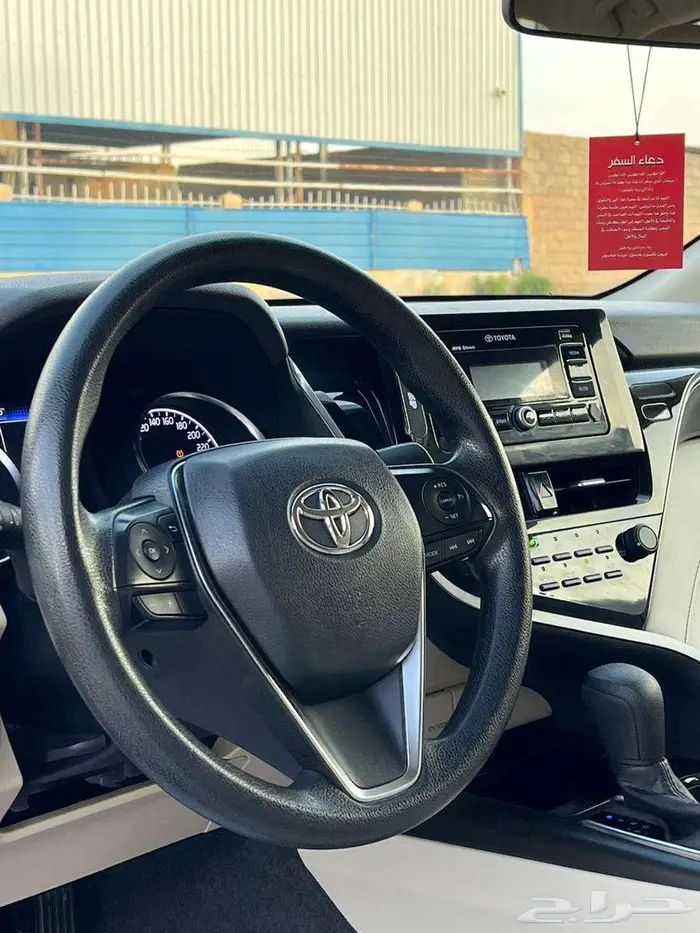 تويوتا كامري LE موديل 2022 6