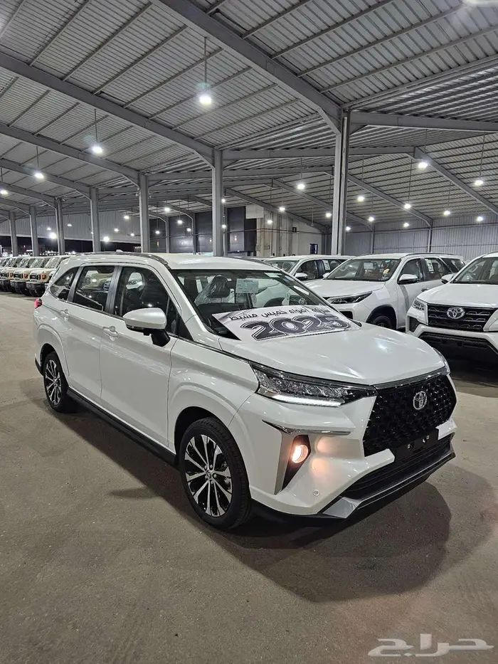 تويوتا فيلوز موديل 2025 كاش واقساط 8