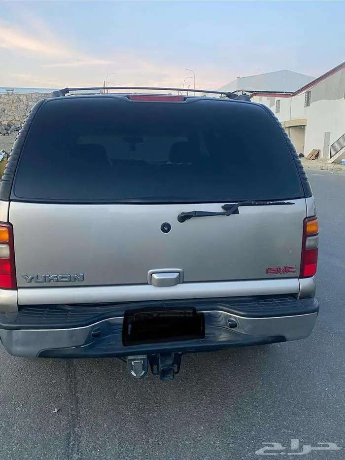 يوكن موديل 2002 2