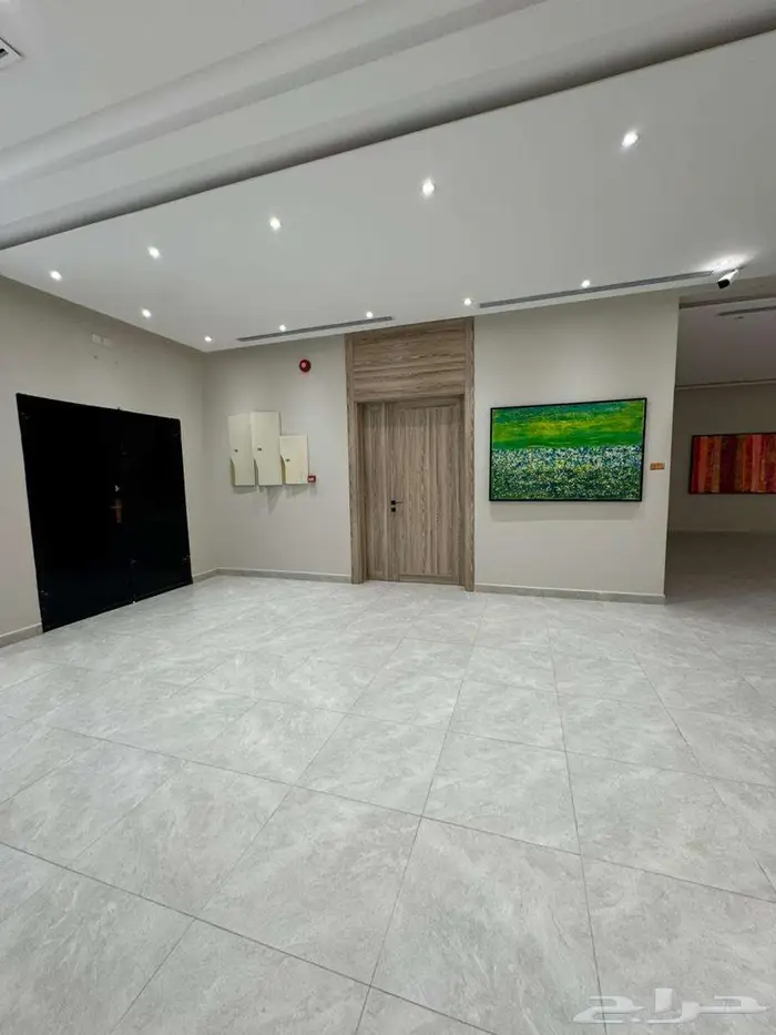 مكتب للإيجار - حي الريان (طريق الدائري الشمالي ) بريده 1