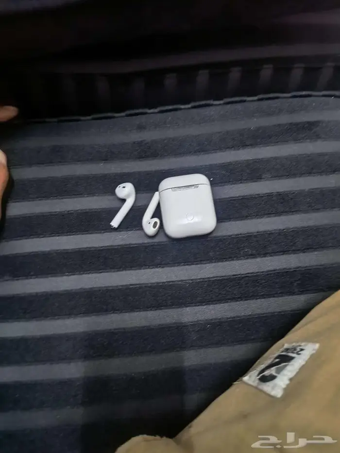 Appleairpods الجبل الرابع 1