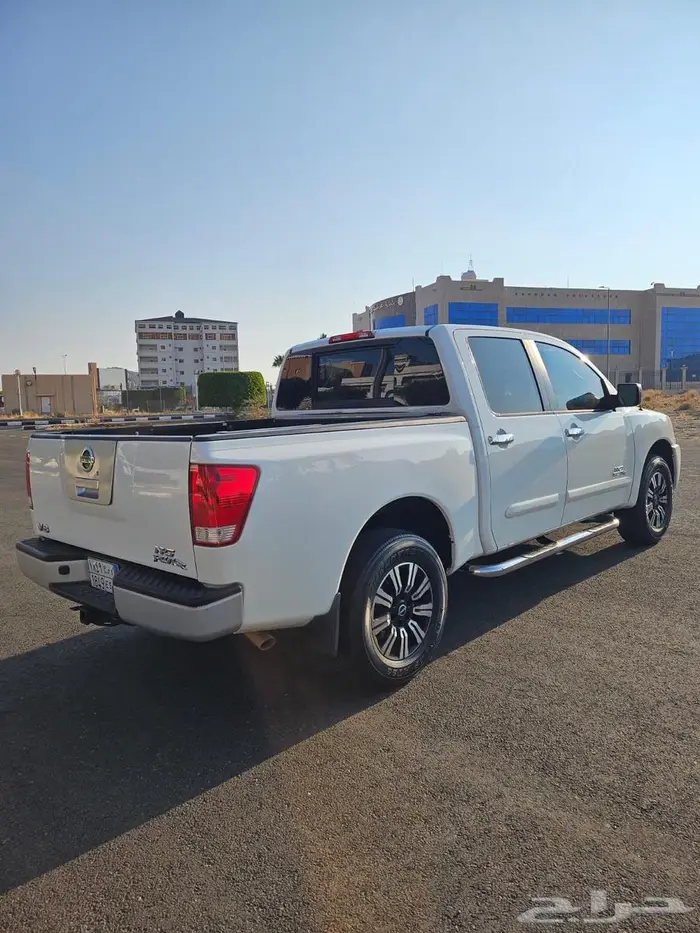 نيسان نادر تيتان 2008 ممشى 115000 2