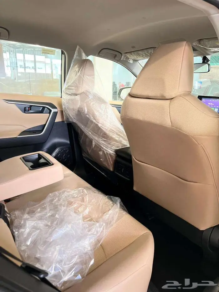 تويوتا راف فور ستاندر دبل وبدون دبل 2025 6