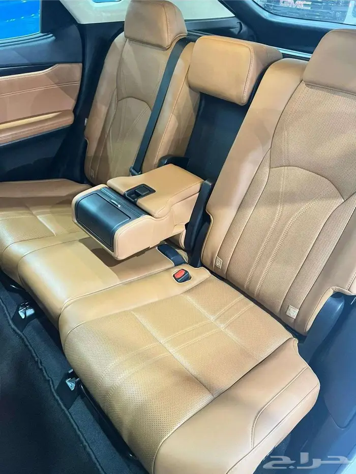 لكزس RX350 BB 2022 شبه جديد ( الوكيل عبداللطيف جميل ) 8