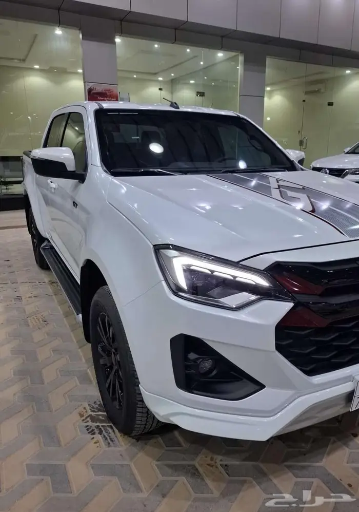 ايسوزو دي ماكس 2025 GT 1