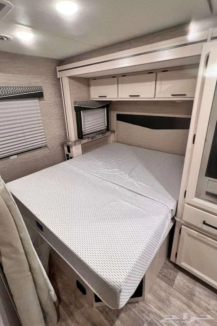 فورد E450 موترهوم 2023 وارد أمريكي 22