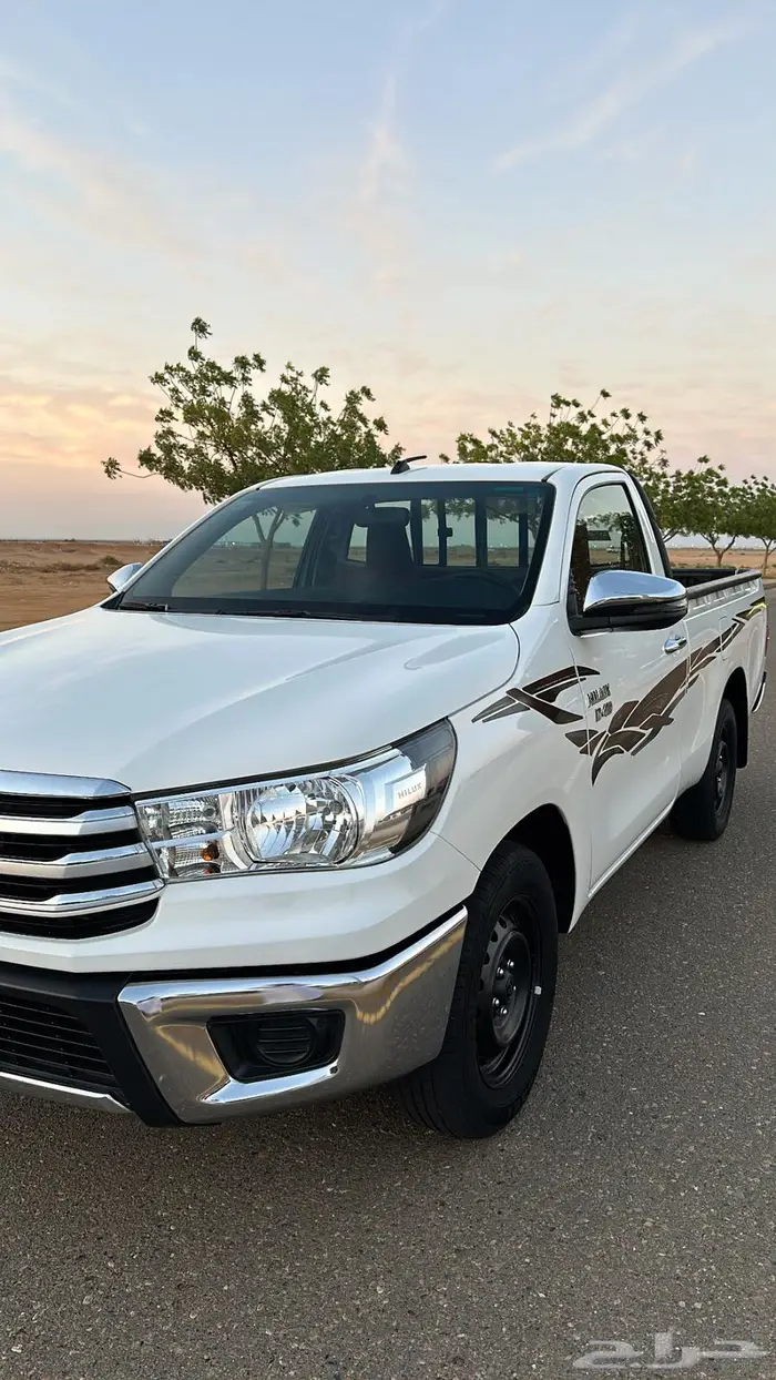 هايلوكس 2022 نظيف 6