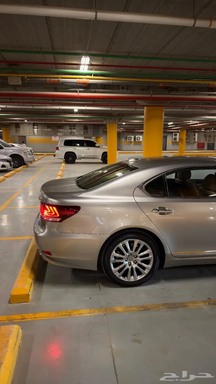 لكزس 460 لارج سعودي 11