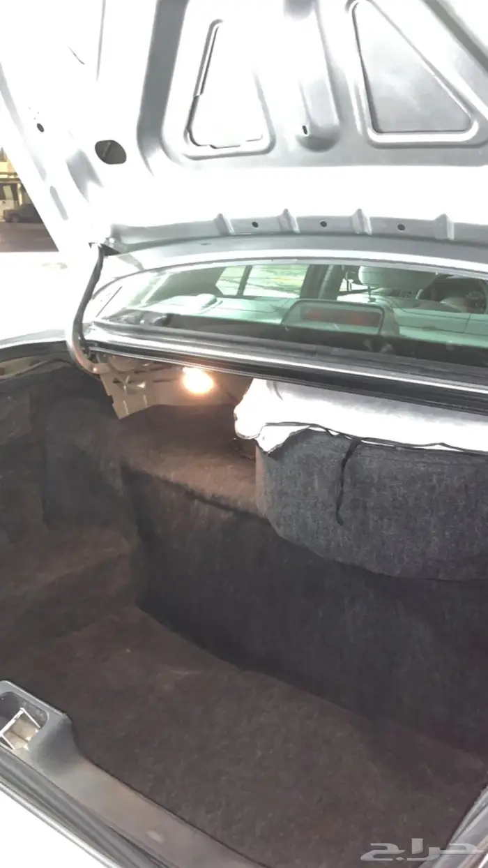 فورد فكتوريا 2001 21