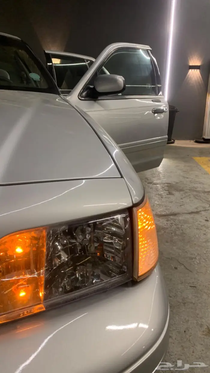 فورد فكتوريا 2001 5