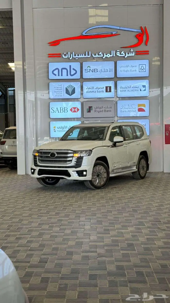 تويوتا لاندكروزر GXR L5 فل كامل خليجي 2025 تنفس طبيعي 0