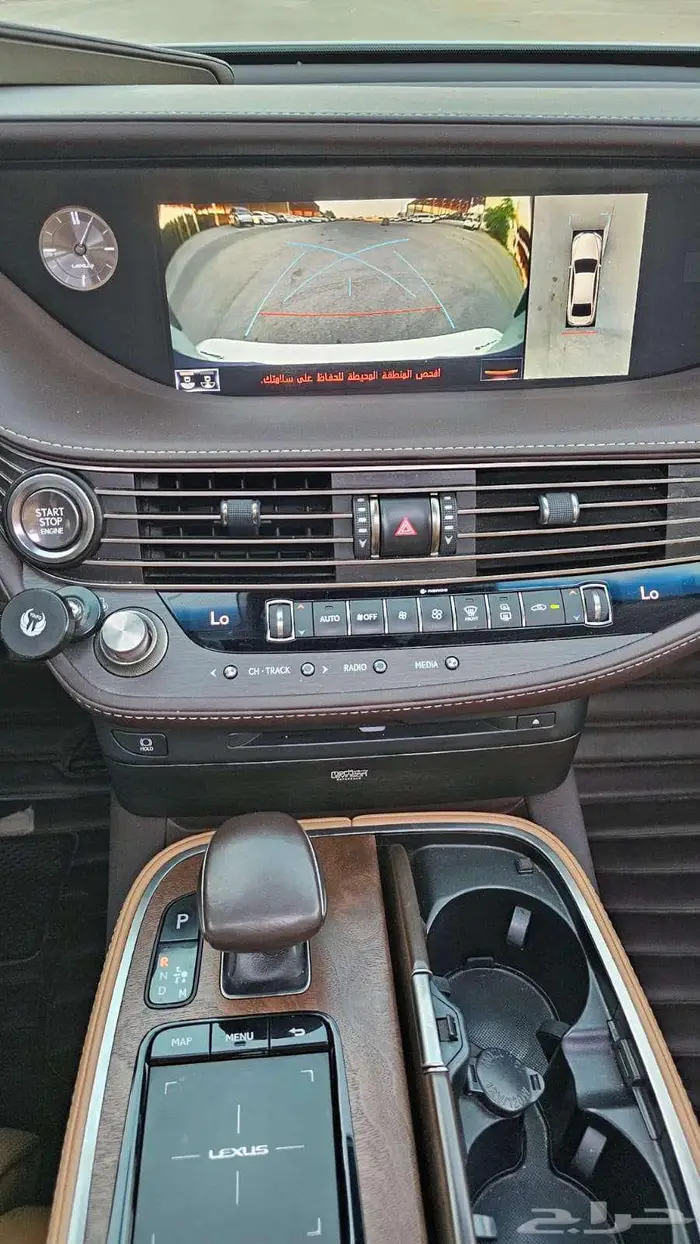 لكزس LS500 2018 فل كامل 16
